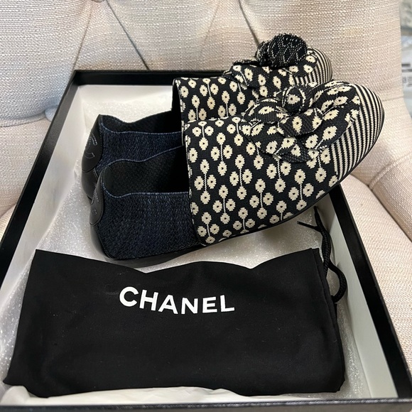 Chanel loafers *authentic* - Picture 3 of 5